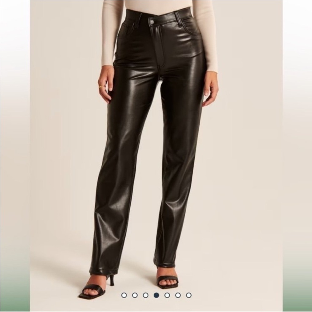 ABERCROMBIE Criss-Cross 90s Straight Ultra High Rise Vegan Leather Pant 28 Short